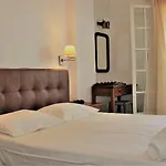 Artemis Santorini 3* Kamári