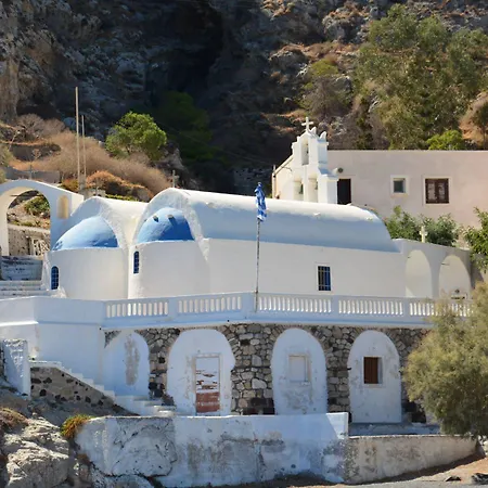 Hotel Artemis Santorini 3*