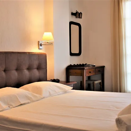 Artemis Santorini