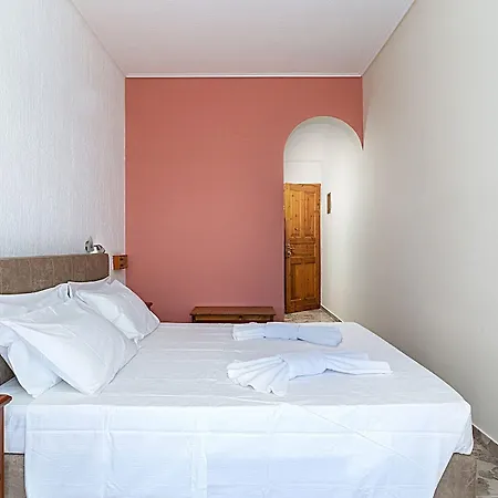 Hotel Artemis Santorini 3*