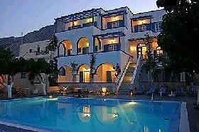 Hotel Artemis Santorini 3*