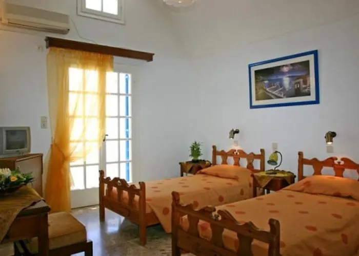 Hotel Artemis Santorini 3*