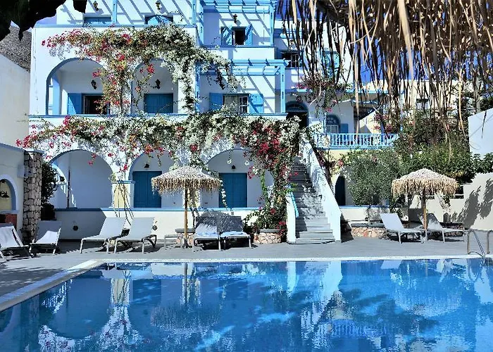 Artemis Santorini 3*
